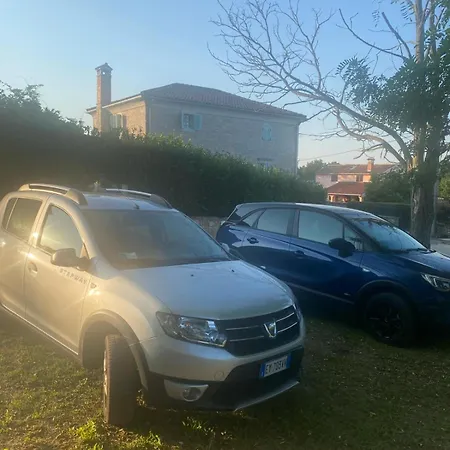 Holiday home Domos Selene Casa Delle Farfalle Tinjan