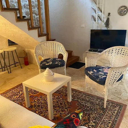 Holiday home Domos Selene Casa Delle Farfalle *