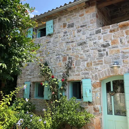 Holiday home Domos Selene Casa Delle Farfalle Tinjan