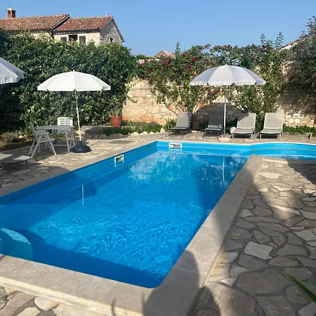 Domos Selene Casa Delle Farfalle Holiday home *