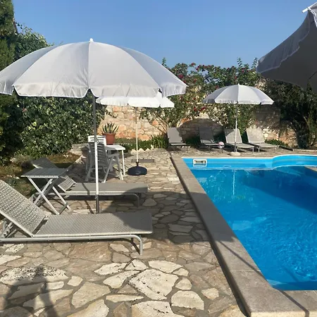 Holiday home Domos Selene Casa Delle Farfalle